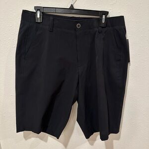 Men’s Under Armour golf shorts black size 34